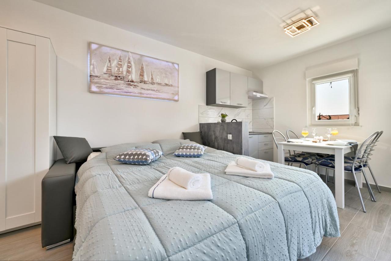 Apartman Michael / Novalja / Zrce エクステリア 写真
